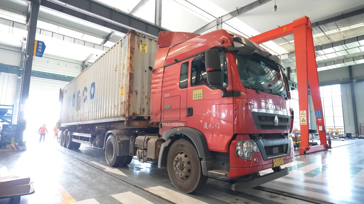 Odoslanie projektu - Plne automatizovaná výrobná linka ZN1000-2C spoločnosti Quangong Corporation odpláva do juhovýchodnej Ázie