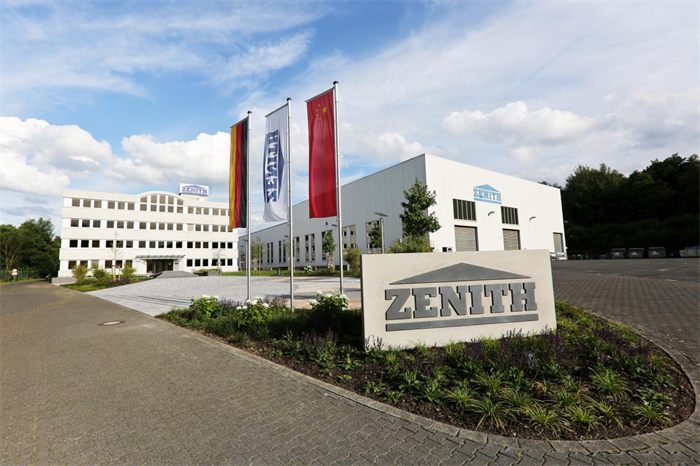 Nemecká dcérska spoločnosť Quangong Zenite chváli dlhoročných zamestnancov a vzdáva hold remeselnej zručnosti a lojalite